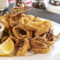 Calamari Misto · Tender seasoned calamari with salt and pepper and lightly fried. Served with marinara dippin...