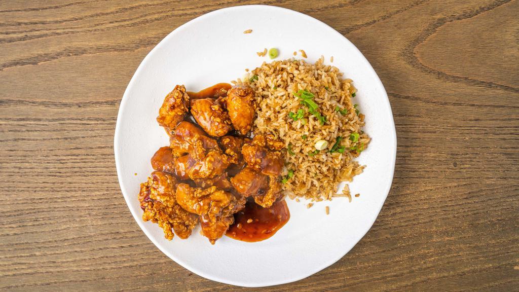 General Tso Chicken  · This specialty ate is made with hoisin honey soy, garlic, chili peppers and scallions. Served with steamed white or whole grain rice and soup.