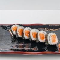 Salmon Roll · 6 pieces.