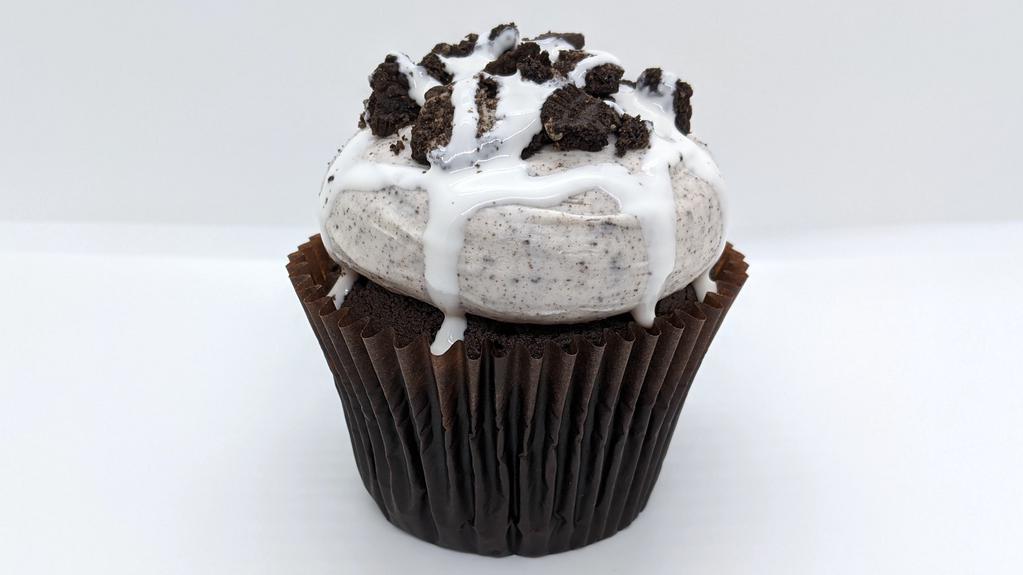 Cookies-N-Cream · Chocolate cake with our signature Oreo vanilla buttercream topped with Oreo cookies.