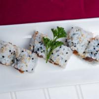 Spicy Tuna Roll · Inside; tuna with spicy mayonnaise outside; rice, sesame seeds.