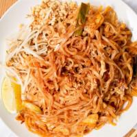 Paht Thai · Thai most popular noodles, Slender rice noodles, sprouts, onion, chives and egg with meat ch...