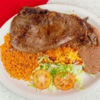 Tampiqueña · Sirloin steak and chicken enchilada.