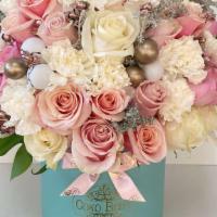 Designer Choise - Sweetie Tiffany · 25 roses + mix season flowers 

7 