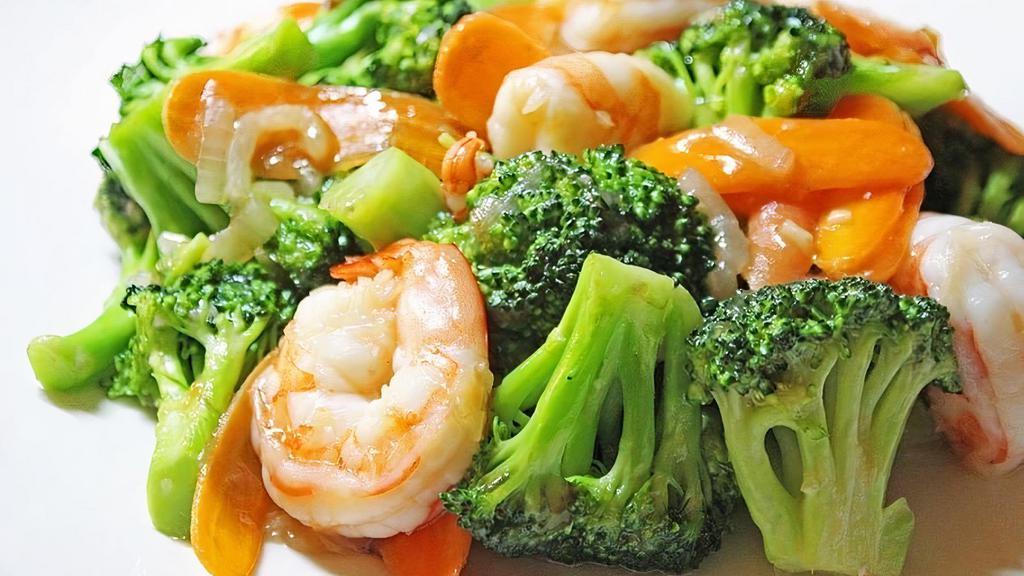 L 15. Shrimp W. Broccoli · 