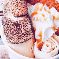 Cotton Smores · Base: chocolate ice cream with Graham crackers. Topping: whipping cream, toast marshmallow, ...