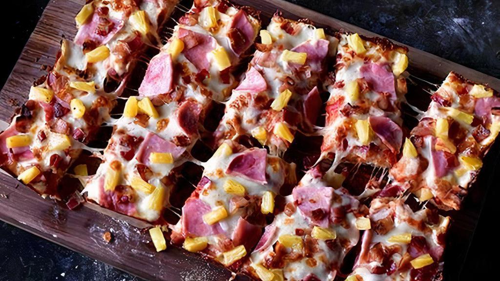 Hawaiian Pizza · Pizza Sauce base, Mozzarella Cheese, Ham, Bacon, and Pineapple