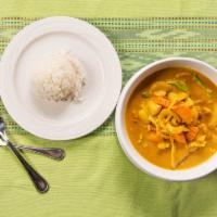 Gang Garee (Beverages) · Yellow curry with coconut milk, potatoes, carrots, onions, and bell peppers.