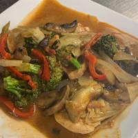 Chicken Primavera · Served over linguini with mushrooms, artichokes, zucchini, red bell peppers, onions and broc...