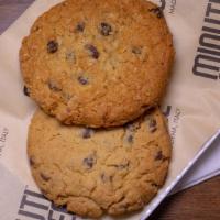 Cookie · Chocolate chip or oatmeal raisin.