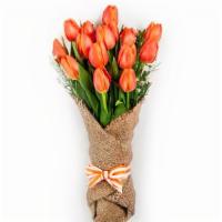  Tulip In Burlap Wrap · Tulips wrapped in burlap. Base price is for ten tulips, You can add up to 40 more tulips in ...