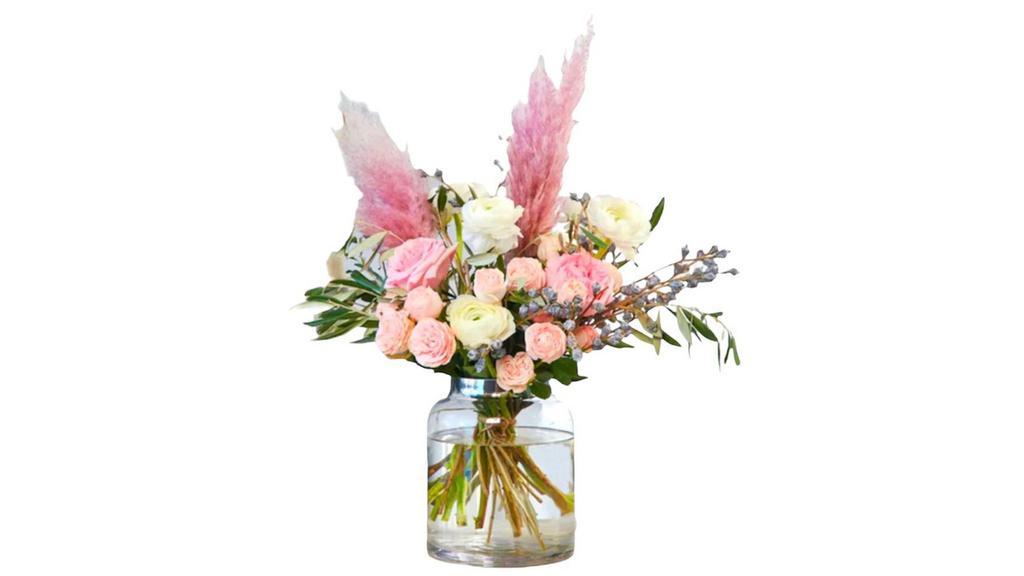 Deluxe Bouquet Pampas & Roses In A Vase · Roses and Pampas colors may differ based on availability.. Pampas comes in natural, red, deep pink, pink and purple colors.