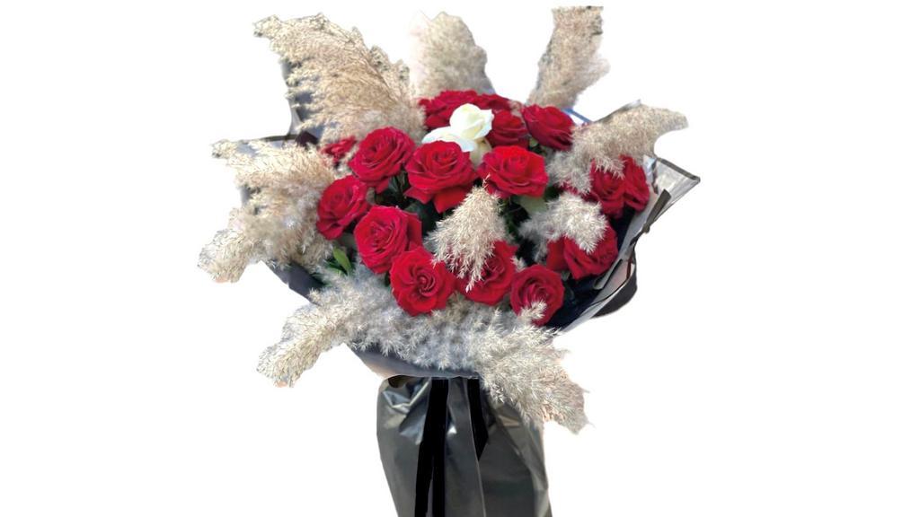 Deluxe Bouquet Pampas And Roses · Roses and Pampas colors may differ based on availability.. Pampas comes in natural, red, deep pink, pink and purple colors.
