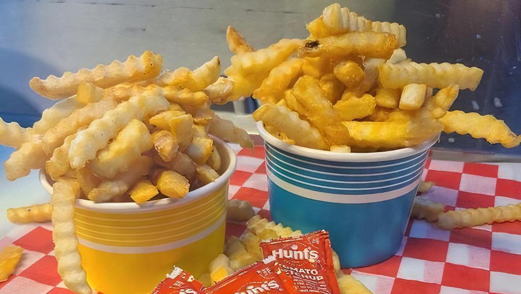 Large Fries · Seasoned Crinkle Fries.