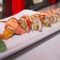 King Of King Roll · Tempura shrimp, cucumber. Avocado or crab on top
Spicy mayo and sauce on top