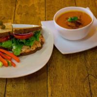 Lunch Combo · Monday to Friday from 9am - 4pm.
please specify which sandwich and soup to choose.!