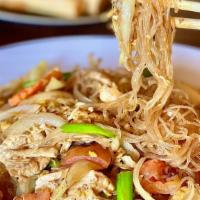 Pad Woon Sen · Glass noodle cooked with egg, cabbage, baby corn, yellow onion, carrot, tomato, mushroom in ...