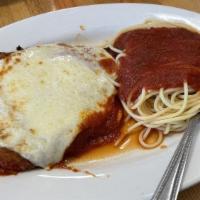 Chicken Parmigiana · with side Spaghetti
Breaded Chicken Breast in Tomato Sauce and Mozzarella Cheese