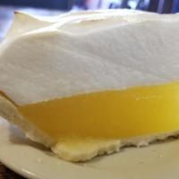 Lemon Meringue Pie · Lemon meringue pie slice