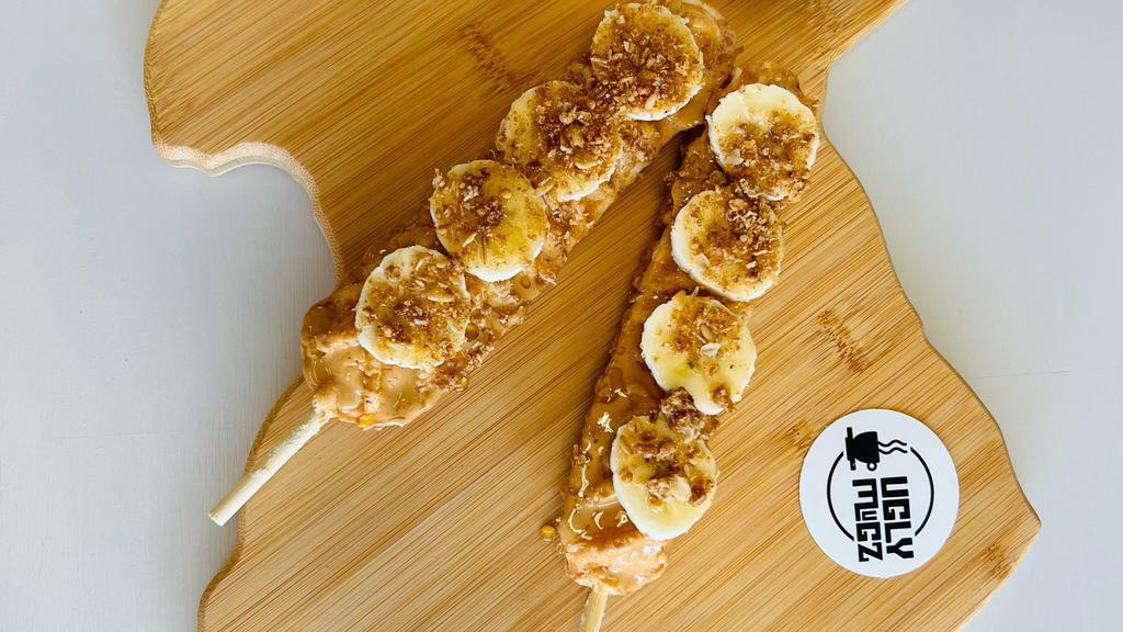 Pb & Banana Crunch · Peanut butter, honey, bananas, & granola.