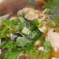Guay Teaw Gai Toon · Your choice of (Rice stick noodle or Flat rice noodle) w/ fresh chicken breast slices & Chin...