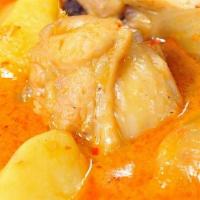 ํYellow Curry · Choice Of Meat with potato carrots and white onion in coconut milk and yellow curry paste