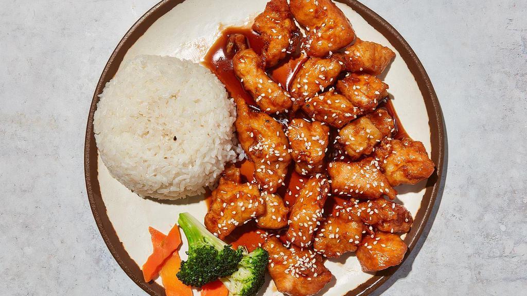 Sesame Chicken · Crisp batter with sesame sauce, garlic, toasted sesame seeds, scallions, sesame oil. Served with steamed rice. Contains gluten, sesame,  and soy. We cannot make substitutions.