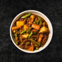 Soulful Veggie Curry (Vegan) · Fresh seasonal vegetables slow cooked to perfection in a curry with herbs, ground whole spic...