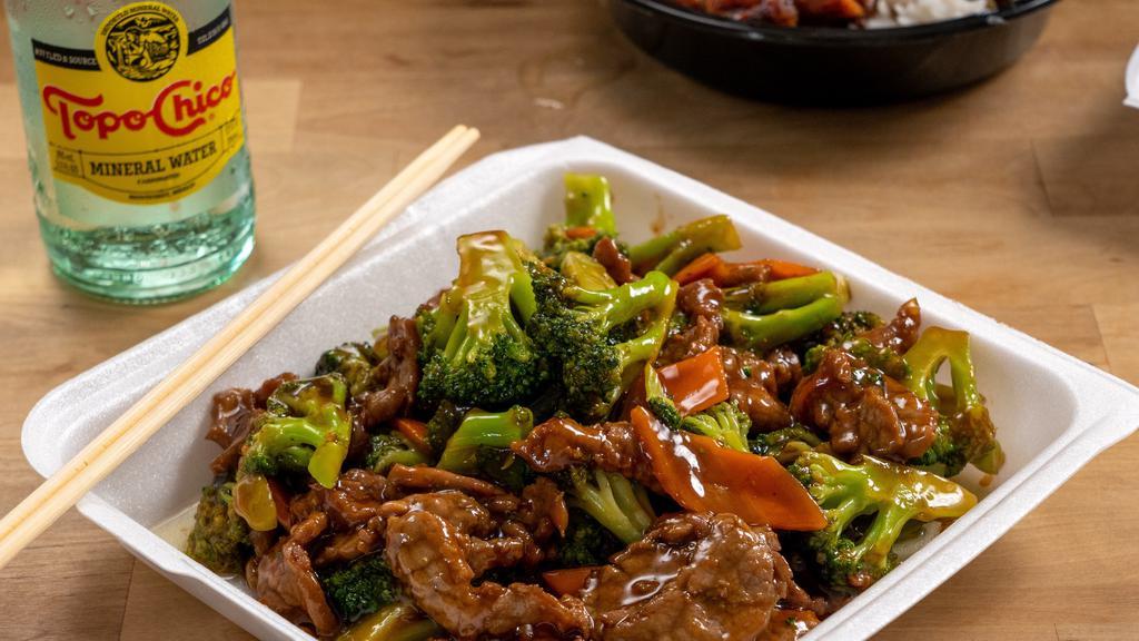 Large Beef &. Broccoli · includes  steam rice
Spicy, Habanero spicy or non spicy