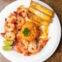 Camarones A La Diabla · shrimp sauteed in chipotle sauce served with side of rice
***SPICY