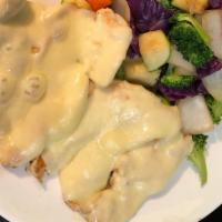 Gratin Chicken · Grilled chicken breast with mustard and Chihuahua gratin cheese. Choose your fresh salad or ...