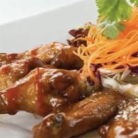 Noodle Wave Wings (6) · Almond Siracha Sauce or Thai-Style