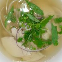 Chicken Noodle Soup · White meat. / Pho ga thit trang.