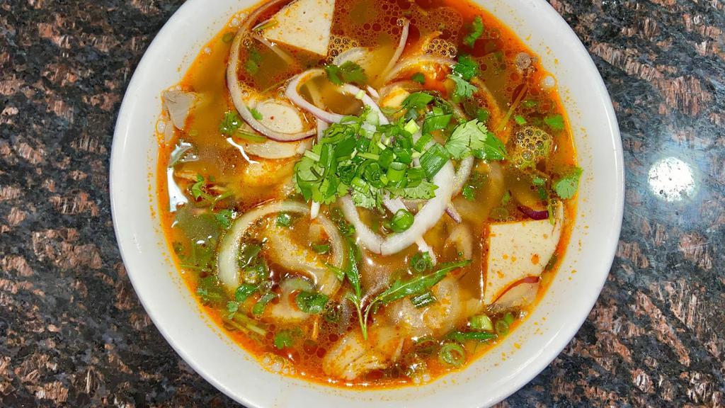 Bun Bo Hue Special · Spicy. Spicy hue's style beef noodle soup.