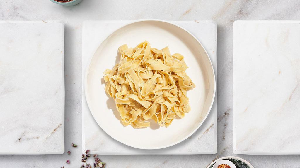 Byo Fettucine · Fresh fettuccine cooked with your choice of sauce and toppings.