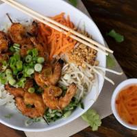 340 Charbroiled Skewered Shrimp · Thin rice noodles, chopped salad, charbroiled skewered shrimp, fish sauce and peanuts.