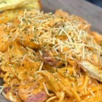 Omg Seafood Pasta · Shrimp, sausage, chicken.