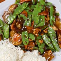 Snow Peas · Carrots, snow peas, white onion and water chestnut in brown sauce.