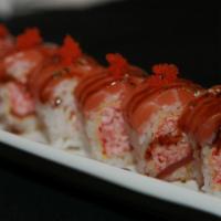 Dallas Star Roll · Crab Meat, Tuna Wrapped with Soy Paper. Topped with Salmon, Smelt Egg & Special Sauce