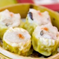 Xiumai (4) · Traditional Chinese dumplings, dim sum snacks.