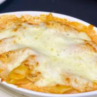 Baked Ziti
 · Penne pasta sautéed in ricotta and marinara sauce, topped with mozzarella cheese.