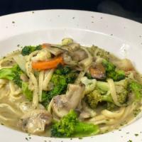 Linguini Primavera · Linguini pasta sautéed with fresh vegetables, mushrooms, and garlic.