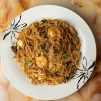 Combination Lo Mein Or Mei Fun · Lomein is soft noodle.Meifun is skinny rice noodle.make with cabbage onion carrots chicken b...