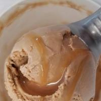Pint - Caramel☕️Macchiato · Aromatic coffee ice cream with caramel sauce.
*contains dairy. Gluten free