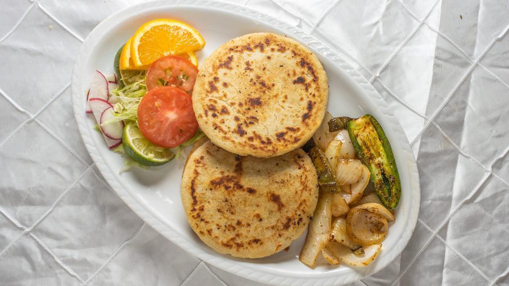 2 Gorditas Combo / · 2 gorditas with a choice of your preference meat and cheese