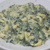 Tortellini Spinach Alfredo · 