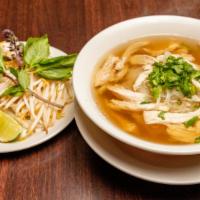 Chicken Noodle Soup · Phở ga.