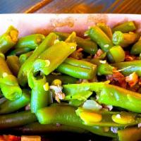 Bacon Green Beans · Green beans seasoned with bacon and onion.