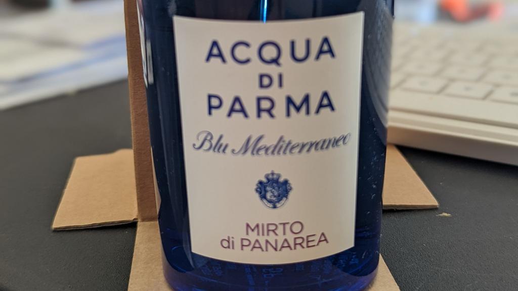 Acqua Di Parma · Mirto Di Panarea
Tester Bottle, Limited time buy a whole bottle of fragrance and receive a 5ml travel spray of your favorite scent for FREE!. (add it on the special instructions)
