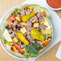 Chef’S Salad · Choice of sliced ham or chopped barbecue beef.